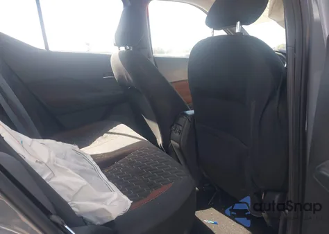 2021 Nissan Kicks Sr Xtronic Cvt z USA, uszkodzony, nr VIN 3N1CP5DV7ML497118